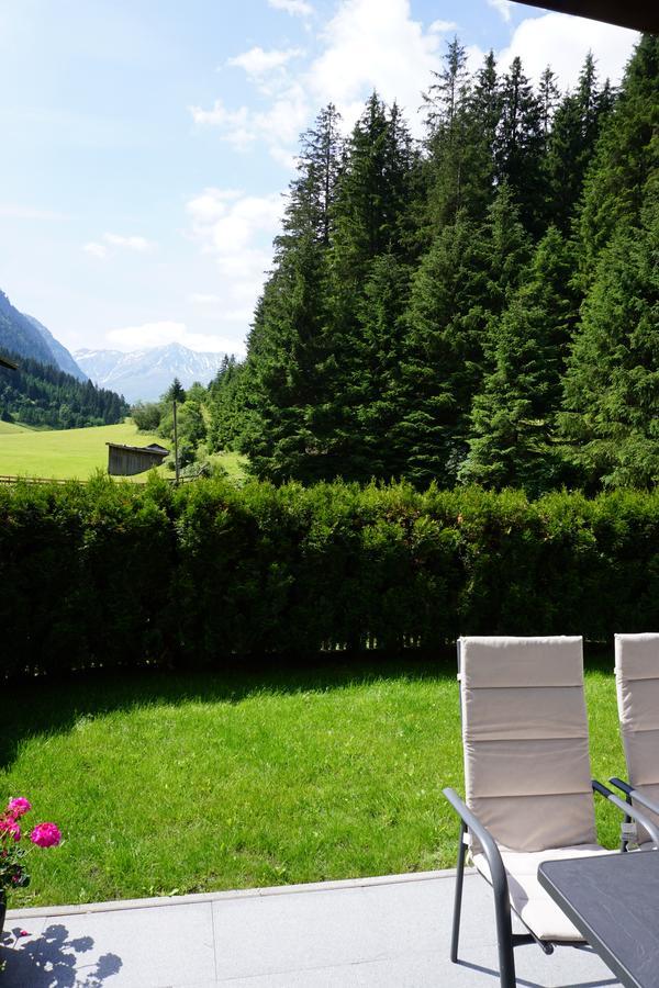 Apartamento Haus Bergheimat Sankt Leonhard im Pitztal Exterior foto